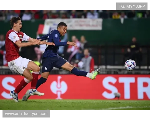 姆巴佩反击建功,法国小组赛再现速度风暴 姆巴佩反击建功,法国小组赛再现速度风暴